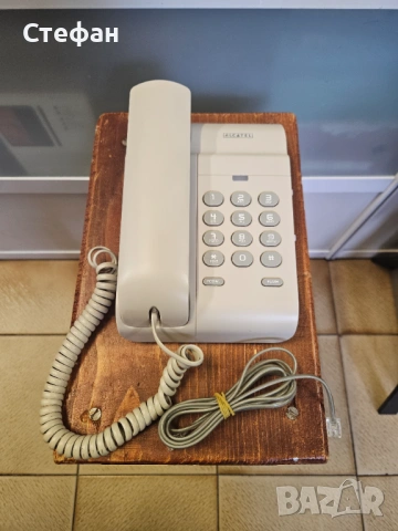 Стационарен телефон Alcatel CE29416  В перфектно техническо и визуално състояние.