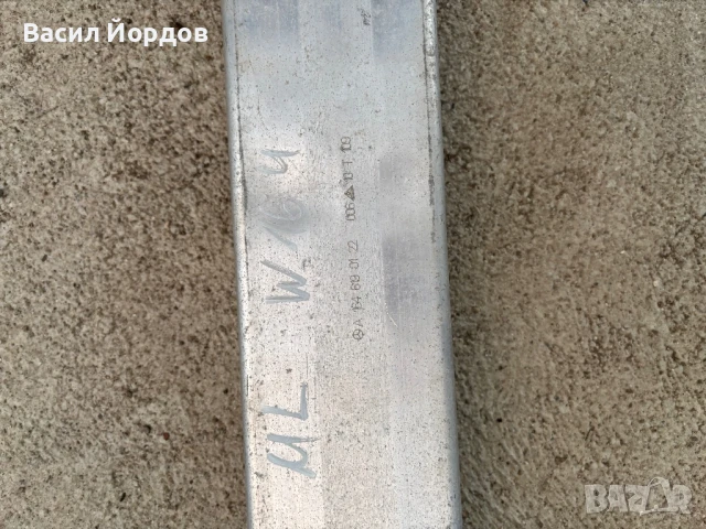 Основа Задна броня за МЛ W164 / А 164 619 01 22 / Греда Задна Броня / Мерцедес МЛ / W164, снимка 5 - Части - 51201729