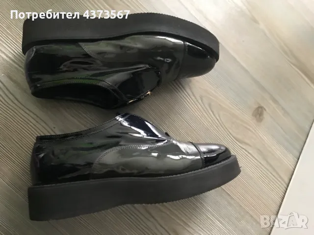 Италиански дамски обувки от естествена кожа, лачени,номер 38,цвят черно-сиво,марка Osvaldo Rossi., снимка 3 - Дамски ежедневни обувки - 49459754