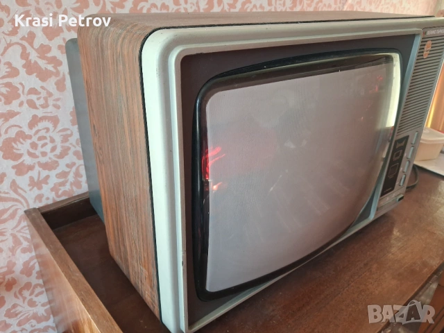Телевизор Велико Търново , снимка 2 - Антикварни и старинни предмети - 53292103