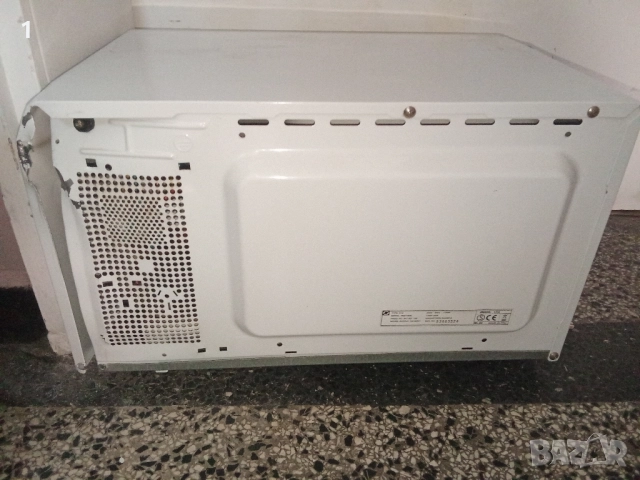 Микровълнова печка Zanussi за части, снимка 2 - Печки, фурни - 51865819