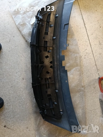 ЧИСТО НОВА ОРИГИНАЛНА РЕШЕТКА С ЕМБЛЕМА ЗА CITROEN C3 02-09, снимка 2 - Части - 54079568