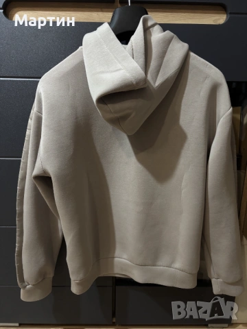 GUESS Дамски суитшърт / худи, снимка 2 - Суичъри - 53376999