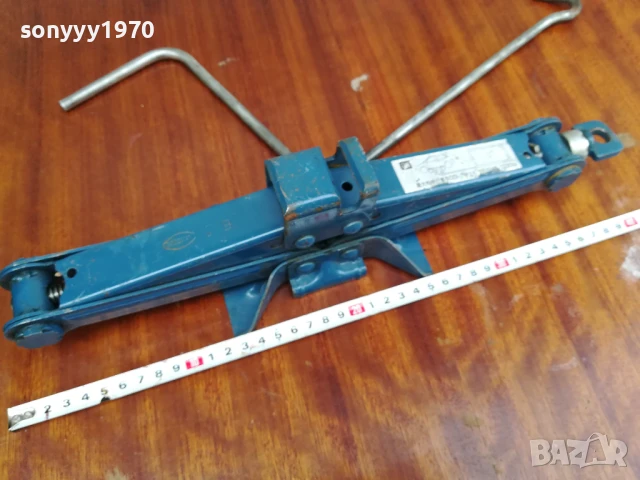 GOODMAN-АВТО КРИК С ВЪРТОК/МАНИВЕЛА 0906251800, снимка 10 - Аксесоари и консумативи - 50606293