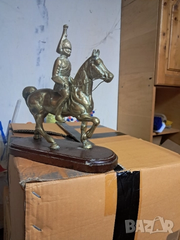 бронзови неща