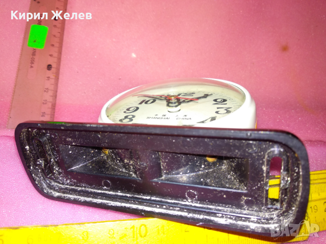 CHANGHAI CHINA Стар КОЛЕКЦИОНЕРСКИ МЕХАНИЧЕН ВИНТИДЖ МОДЕЛ БУДИЛНИК 20801, снимка 9 - Антикварни и старинни предмети - 44533888