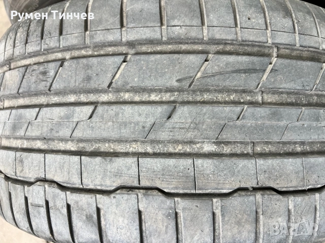 2 бр летни гуми 275-35-20, снимка 2 - Гуми и джанти - 54291176