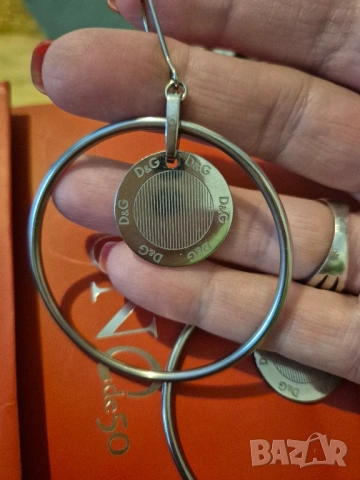 стоманени обеци D&G, снимка 2 - Обеци - 53060547