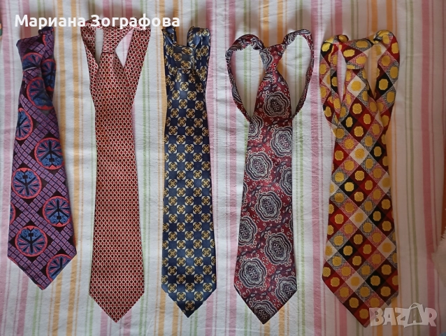 Дипломат. куфарче, Вратовръзки "Албена" и др. маркови, Папка СПОРТ ТОТО, Стар куфар, снимка 16 - Други ценни предмети - 51132843