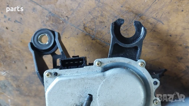 Моторче Задна Чистачка Ауди A3 8L (Има строшено краче) (2)
- VW Голф 4
- 8L0955711A, снимка 4 - Части - 50650093