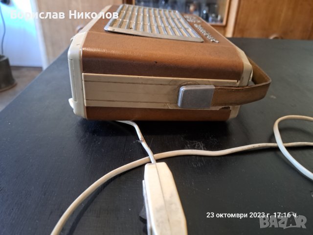 Ретро радио, снимка 6 - Антикварни и старинни предмети - 40396363