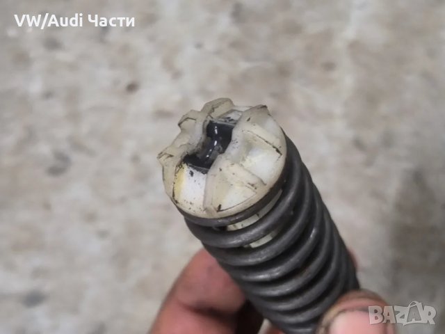 Пружина педал съединител за Голф 4 Ауди А3 Сеат Шкода Бора VW Golf 4 Audi A3 Seat Skoda 1J1721421C, снимка 2 - Части - 49511126