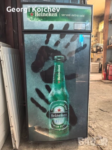 витрина плюсова HEINEKEN