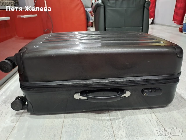 Куфар HAUPTSTADTKOFFER ( с телескопична дръжка, колела, шифър,уширител), снимка 14 - Куфари - 51039381