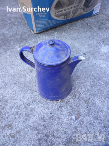 ЕМАЛИРАНА КАНА СЪС КАПАК ЗА ТОПЛА ВОДА ОТ СОЦА 2,5 ЛИТРА, снимка 2 - Антикварни и старинни предмети - 42643527
