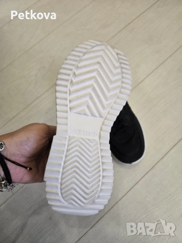 маратонки адидас / adidas 33.5 номер, снимка 2 - Детски маратонки - 51984209