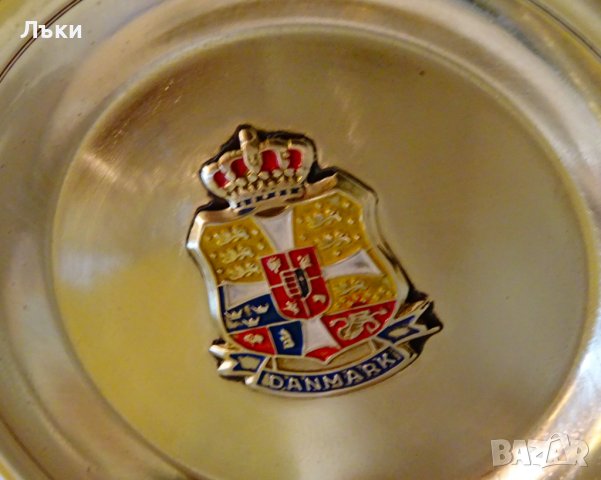 Датска бронзова чиния герб. , снимка 4 - Антикварни и старинни предмети - 36675257