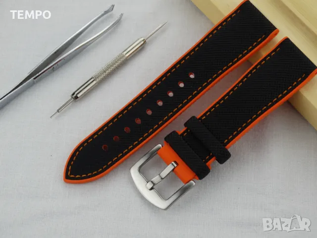 СИЛИКОНОВА КАИШКА ЧЕРНА С ОРАНЖЕВО- 20мм + ПОДАРЪК, снимка 2 - Каишки за часовници - 48451702