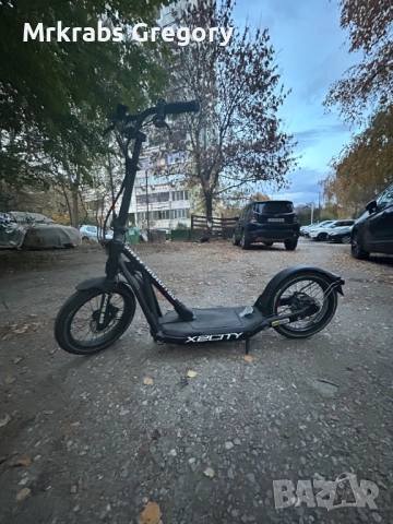 BMW Motorrad X2City – премиум електрически скутер.