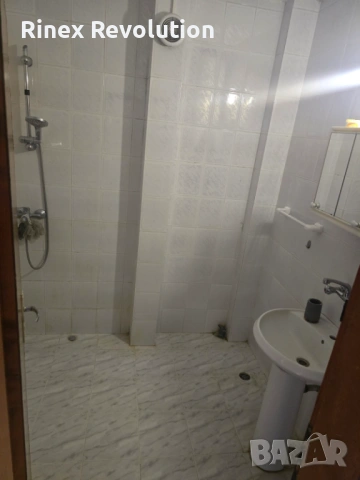 Тристаен апартамент под наем в Кършияка, снимка 2 - Апартаменти - 54057029