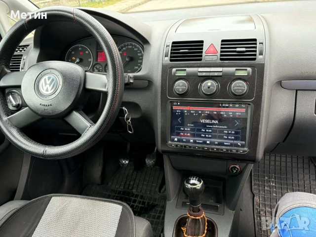 Volkswagen Touran, снимка 5 - Автомобили и джипове - 54115115