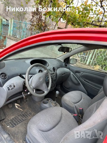  Продавам Toyota Yaris 1.0 бензин 68 коня НА ЧАСТИ , снимка 5 - Автомобили и джипове - 42712156