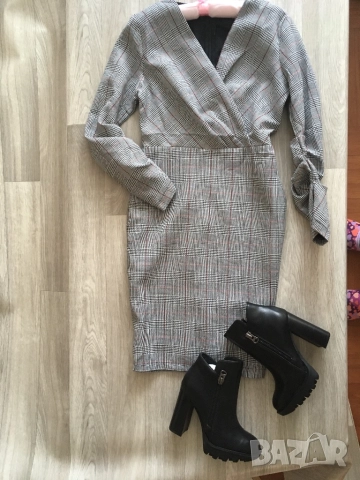 Разпродажба спешно! Нова рокля каре офис стил с подплата S, снимка 4 - Рокли - 52840816