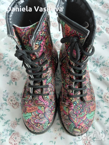 Цветни боти р-р39