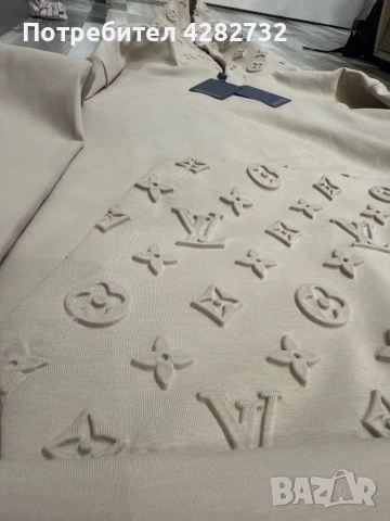 Оригинален суичър на Louis Vuitton чисто нов с етикет , снимка 2 - Суичъри - 51639790