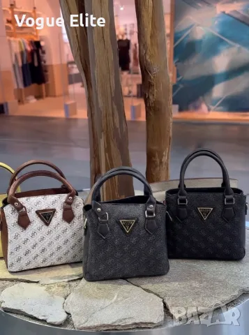 Дамска чанта Guess с лого в три разцветки 