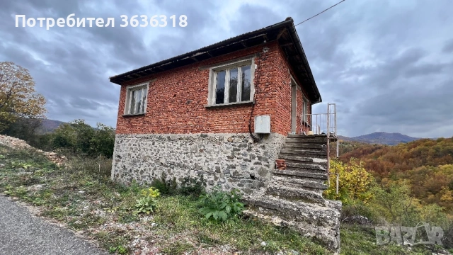 Селска къща с имот, снимка 3 - Къщи - 54317790