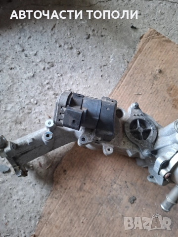 EGR клапан Mercedes 220 CDI 170 к. с. 646 двигател , снимка 2 - Части - 52475287