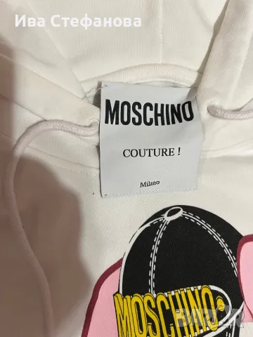 Оригинална бяла блуза Moschino 100 % памук памучна универсален размер суичър суитшърт с качулка, снимка 5 - Спортни екипи - 48091918