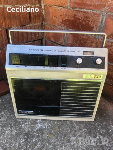 Sony TC-70, модел от края на 60-те, снимка 3 - Радиокасетофони, транзистори - 54246914