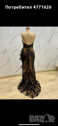 Официална рокля черно/златиста с пера, снимка 2 - Рокли - 53933381