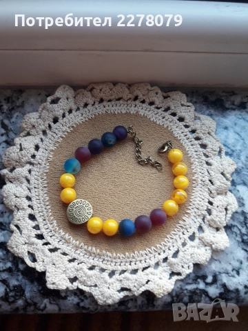 Гривни от различни камъни - ръчна изработка, снимка 2 - Гривни - 43863735