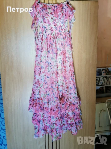 Рокля дълга в розово.С волани.Феерия от красота.Размер М.Впечатляваща., снимка 3 - Рокли - 50753018