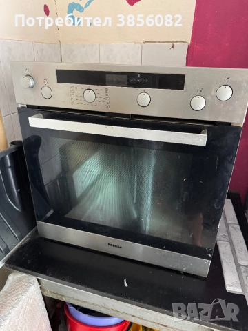 Miele H4418EP фурна с пиролиза за вграждане с керамичен плот