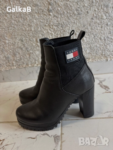 Tommy Hilfiger боти от естествена кожа, снимка 2 - Дамски боти - 52340981
