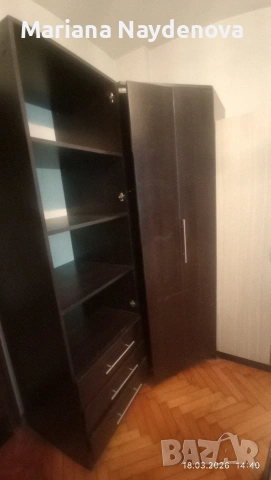  подарявам ъглов шкаф с гардероб