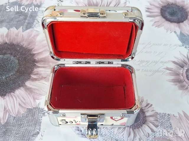 ✅КУТИЯ ЗА БИЖУТА ❗, снимка 2 - Бижутерийни комплекти - 55749179