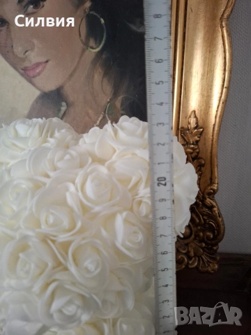 Мече от изкуствени рози , снимка 7 - Изкуствени цветя - 53138583