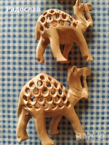 дървени фигурки Камила, снимка 2 - Декорация за дома - 54209486