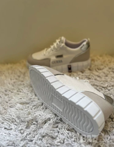 Gues дамски маратонки, снимка 2 - Маратонки - 50751156