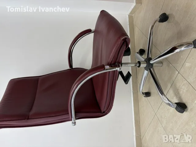Продавам 2 бр. офисни стола, снимка 2 - Столове за офис - 56118868