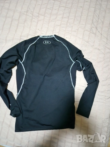Under armour-оригинал-размер-М, снимка 3 - Блузи - 52349563