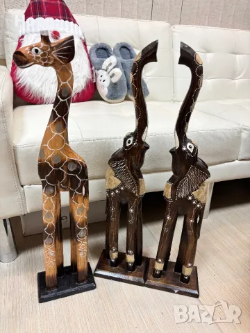 Жирафи и Слончета от дърво 