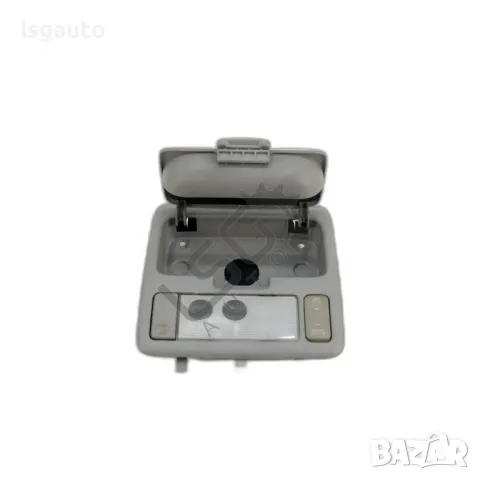 Плафон с жабка за очила и бутон шибидах Toyota RAV4 II 2000-2006 ID: 136337, снимка 2 - Части - 47628559