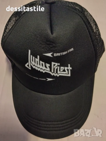 Шапки с козирка