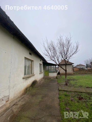 Къща в град кнежа, снимка 3 - Къщи - 53010102